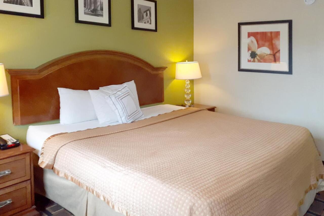 Savannah Garden Hotel Kültér fotó